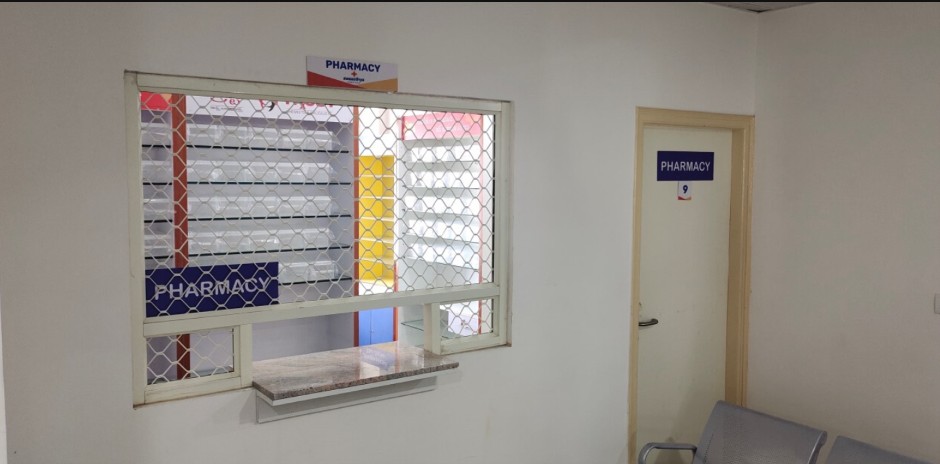 Pharmacy (24/7)